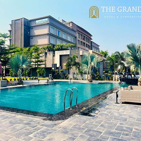 The Grand Arc Hotel & Convention Centre Shahjahanpur Kültér fotó