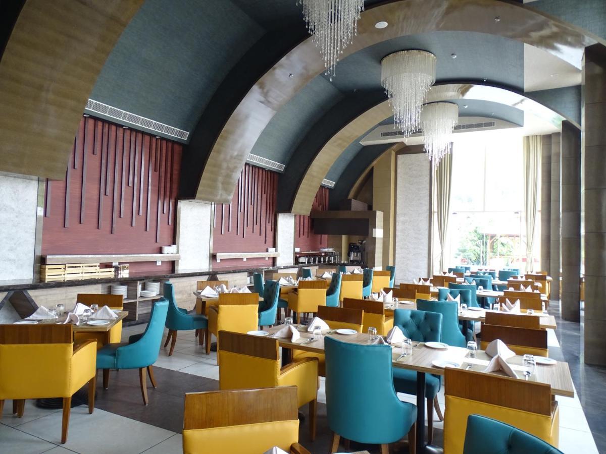 The Grand Arc Hotel & Convention Centre Shahjahanpur Kültér fotó