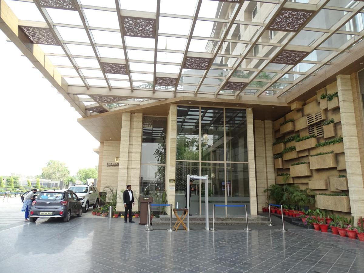 The Grand Arc Hotel & Convention Centre Shahjahanpur Kültér fotó