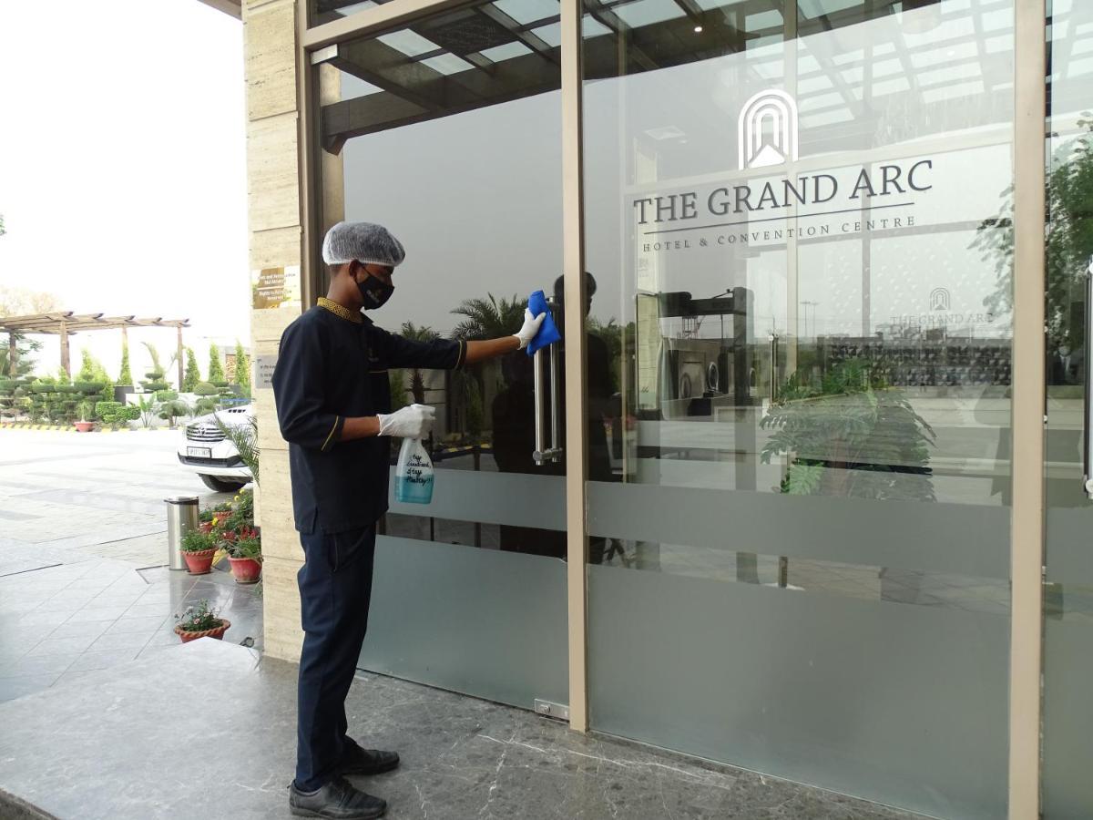 The Grand Arc Hotel & Convention Centre Shahjahanpur Kültér fotó