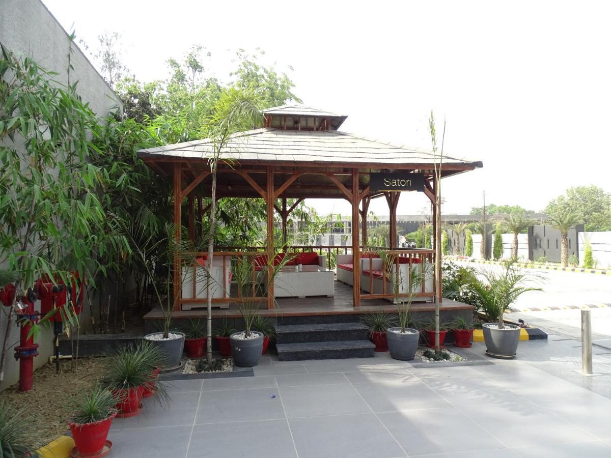 The Grand Arc Hotel & Convention Centre Shahjahanpur Kültér fotó